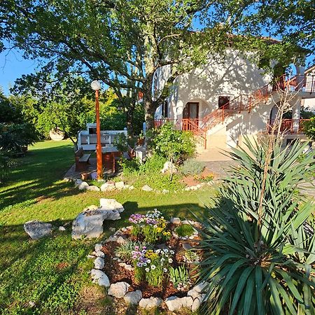 Villa Kucan Porat  Εξωτερικό φωτογραφία